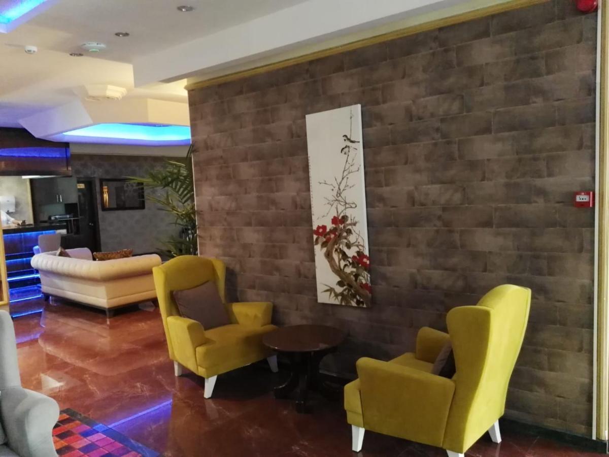Hermanos Hotel Istanbul Bagian luar foto