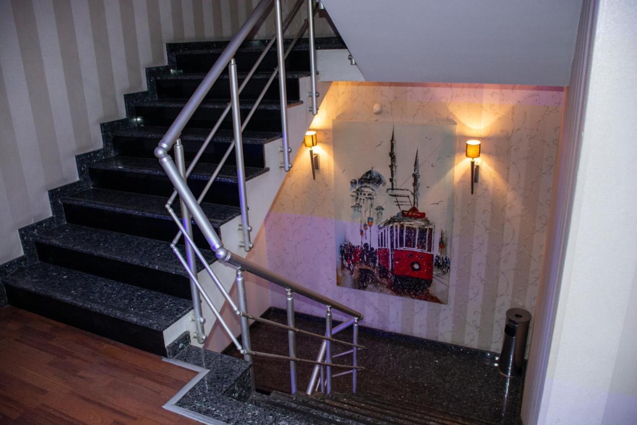 Hermanos Hotel Istanbul Bagian luar foto