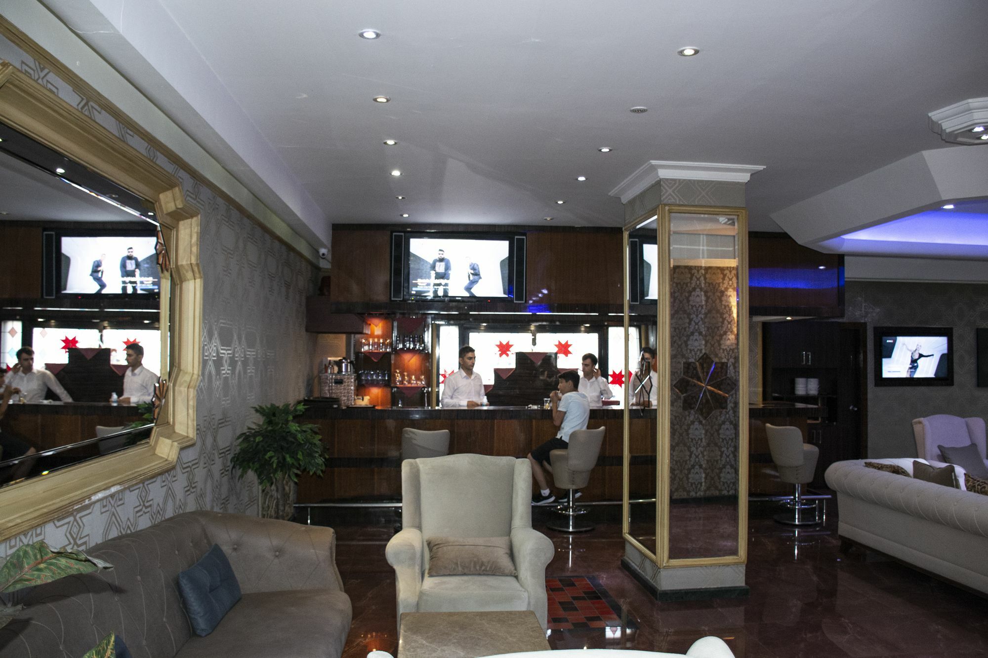 Hermanos Hotel Istanbul Bagian luar foto
